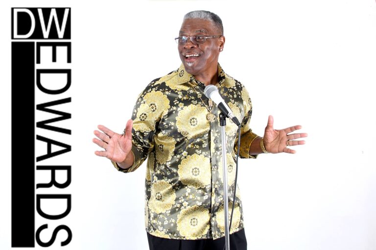 DW TS VBlack Show 2020 768x512